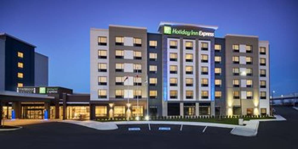 HOLIDAY INN EXP STES NIAGARA 1