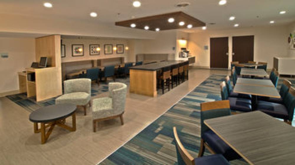 HOLIDAY INN EXP STES NORTH 4