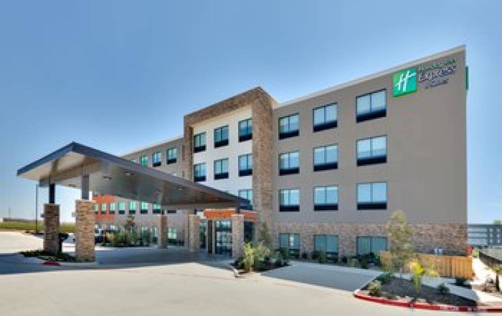 HOLIDAY INN EXP STES NORTHLAKE 1