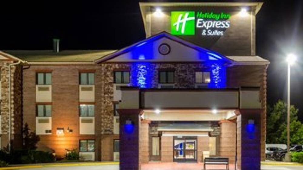 HOLIDAY INN EXP STES OLATHE SOUTH 1