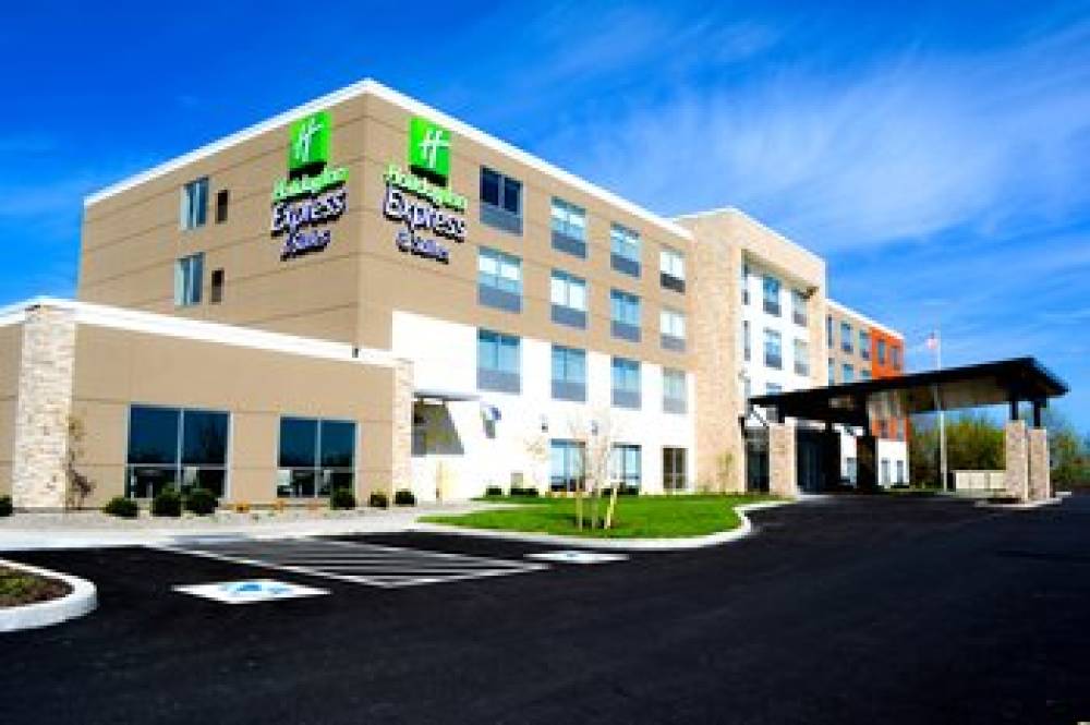 HOLIDAY INN EXP STES OSWEGO 1