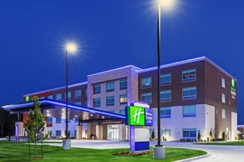 Holiday Inn Exp Stes Parsons