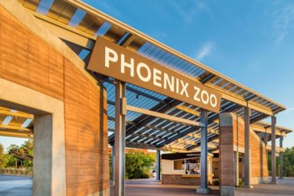 HOLIDAY INN EXP STES PHX ARPT N 8