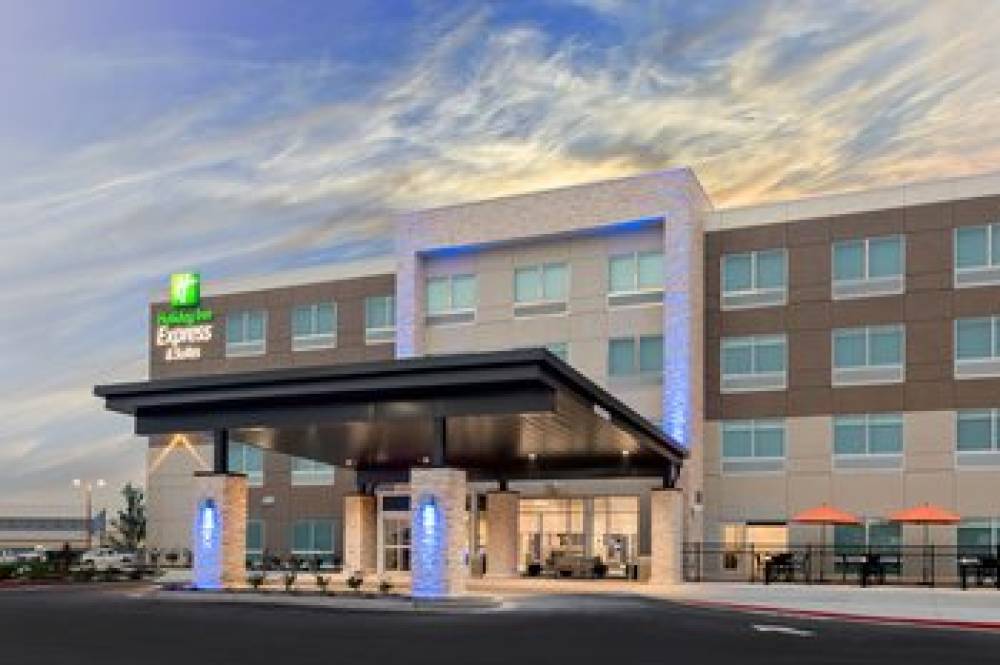 HOLIDAY INN EXP STES PROSSER 1