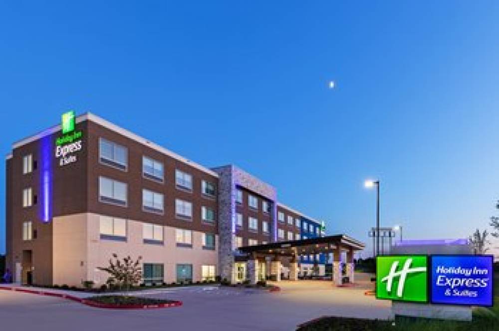 HOLIDAY INN EXP STES PURCELL 1