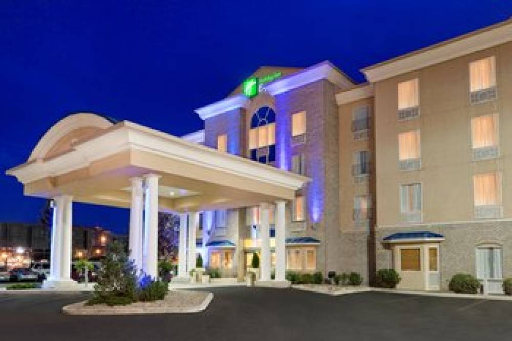 HOLIDAY INN EXP STES SASKATOON CTR 2