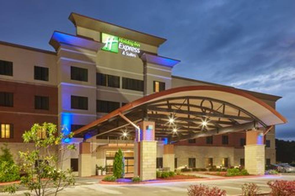 Holiday Inn Exp Stes Univ Area