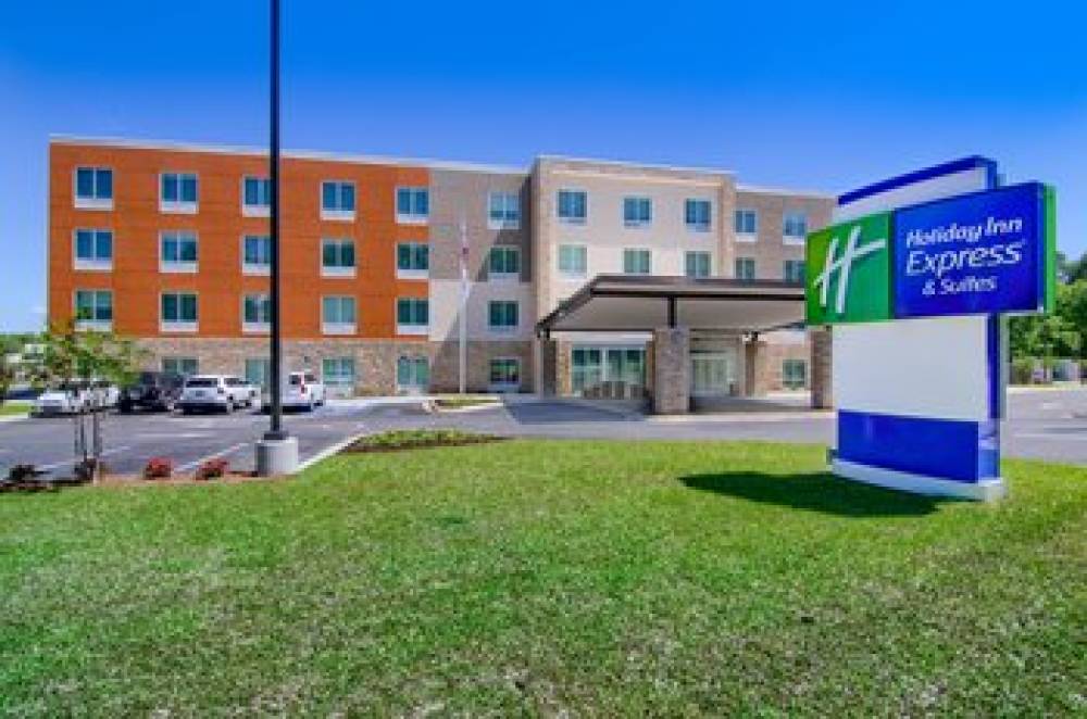 Holiday Inn Exp Stes University Are