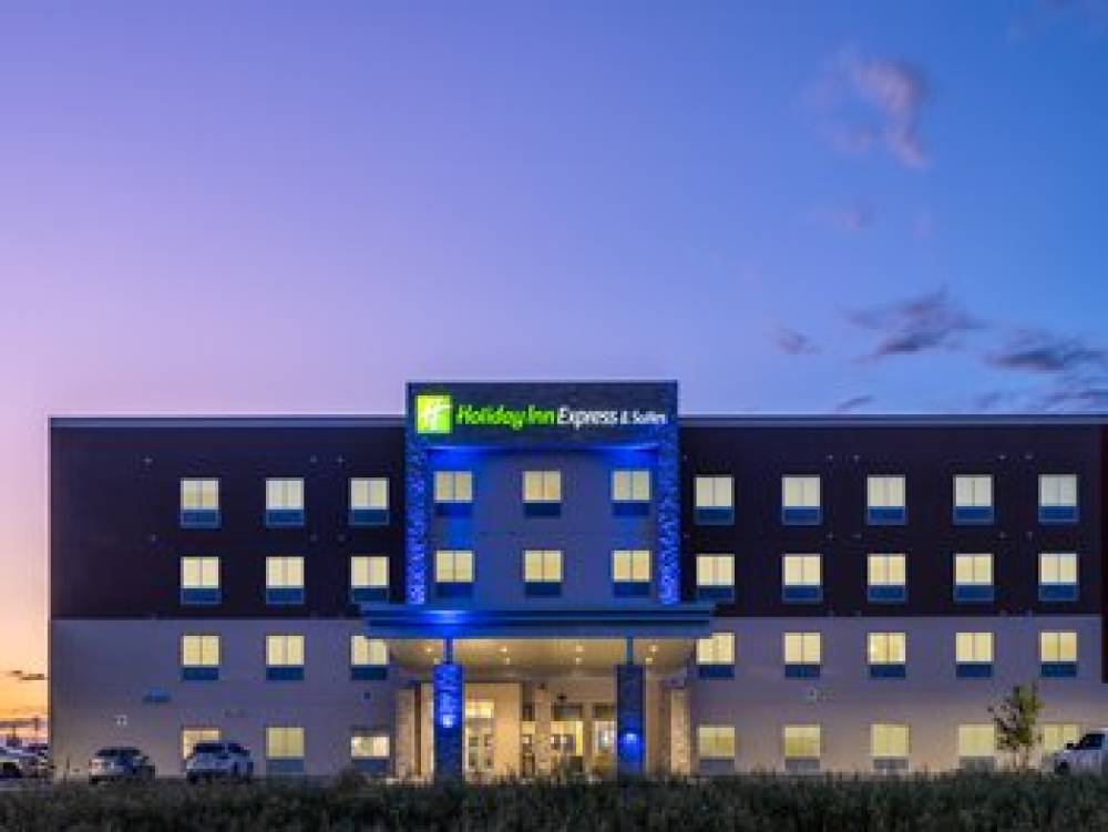 HOLIDAY INN EXP STES WATERTOWN 1