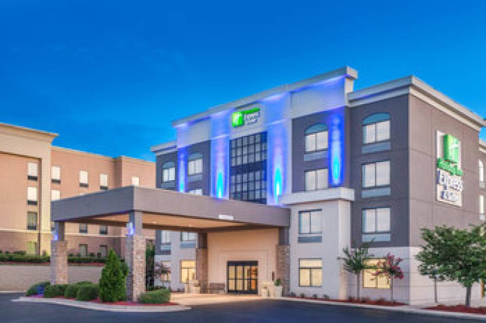 HOLIDAY INN EXP STES WEST - FT GORD 1