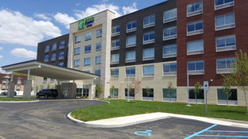 HOLIDAY INN EXP STES WEST 4