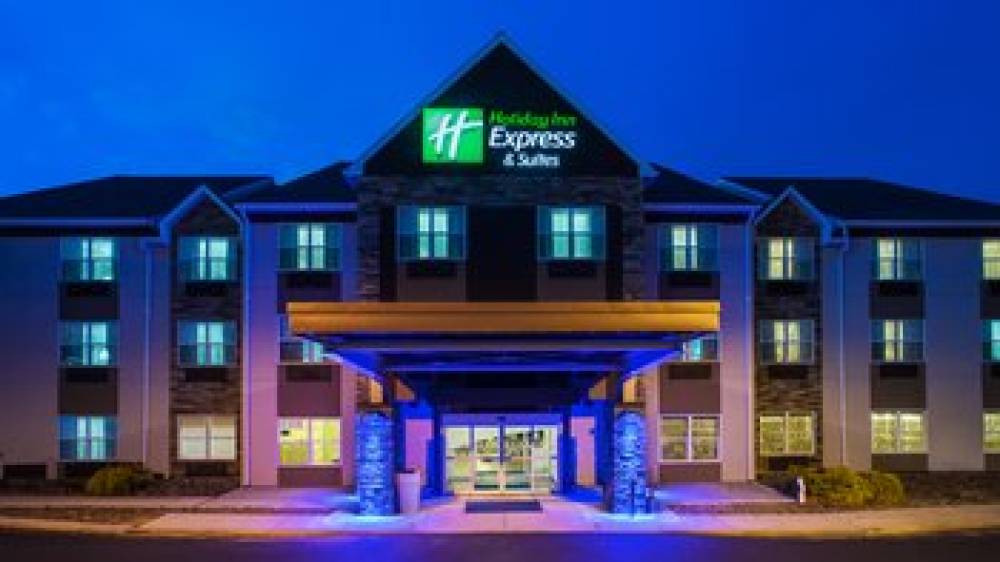 HOLIDAY INN EXP STES WYOMISSING 1