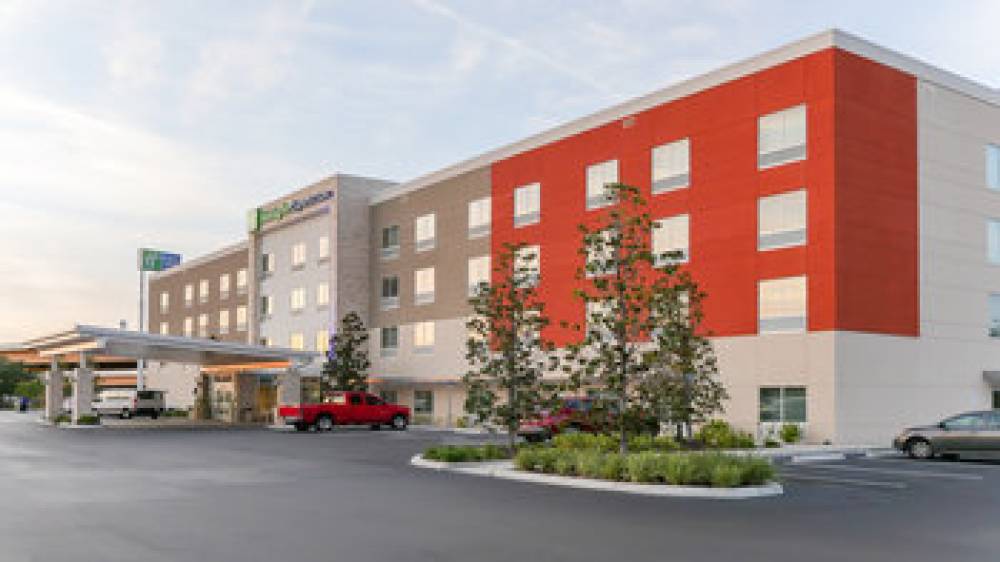 HOLIDAY INN EXP STES YBOR CITY 1