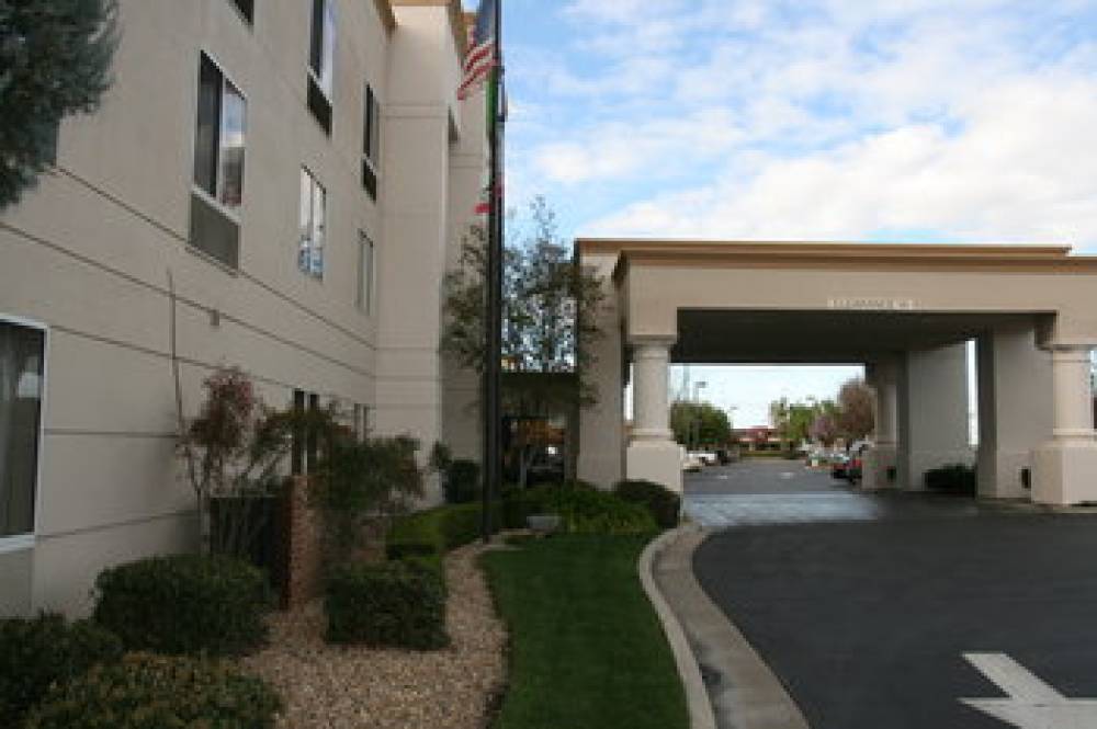 HOLIDAY INN EXP STOCKTON SE 9