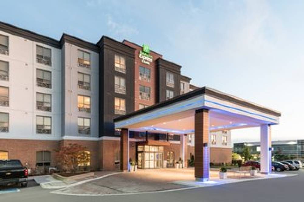 Holiday Inn Exp Suites Milton