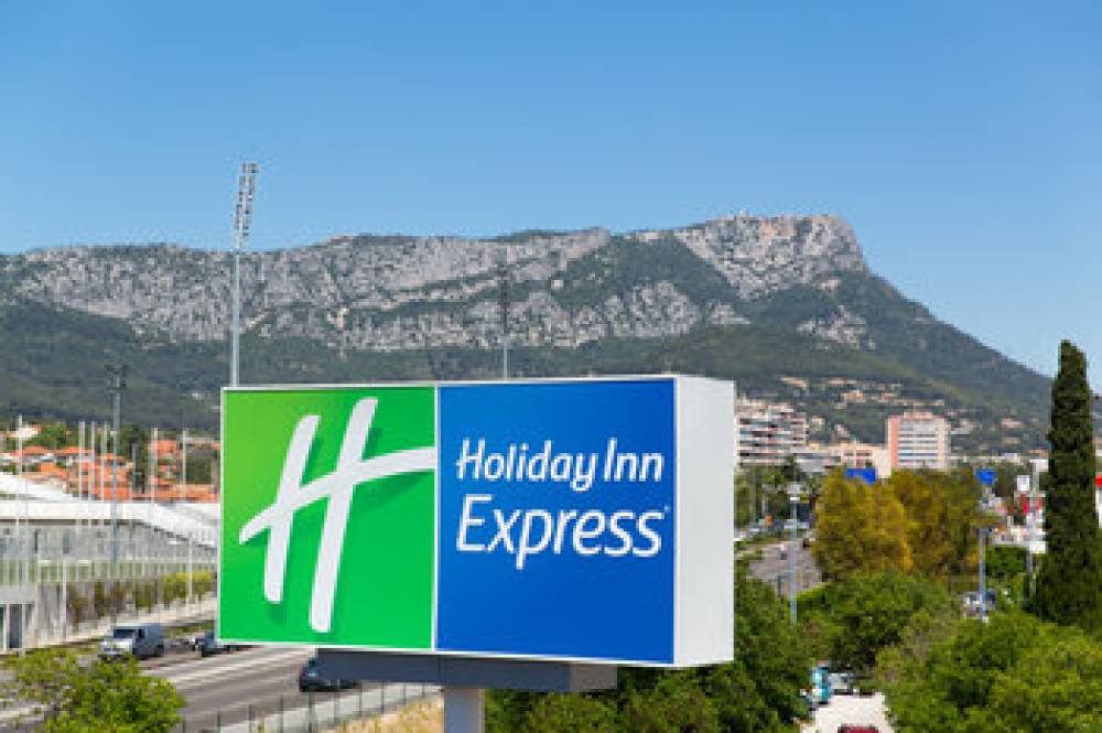 HOLIDAY INN EXP TOULON - EST 7