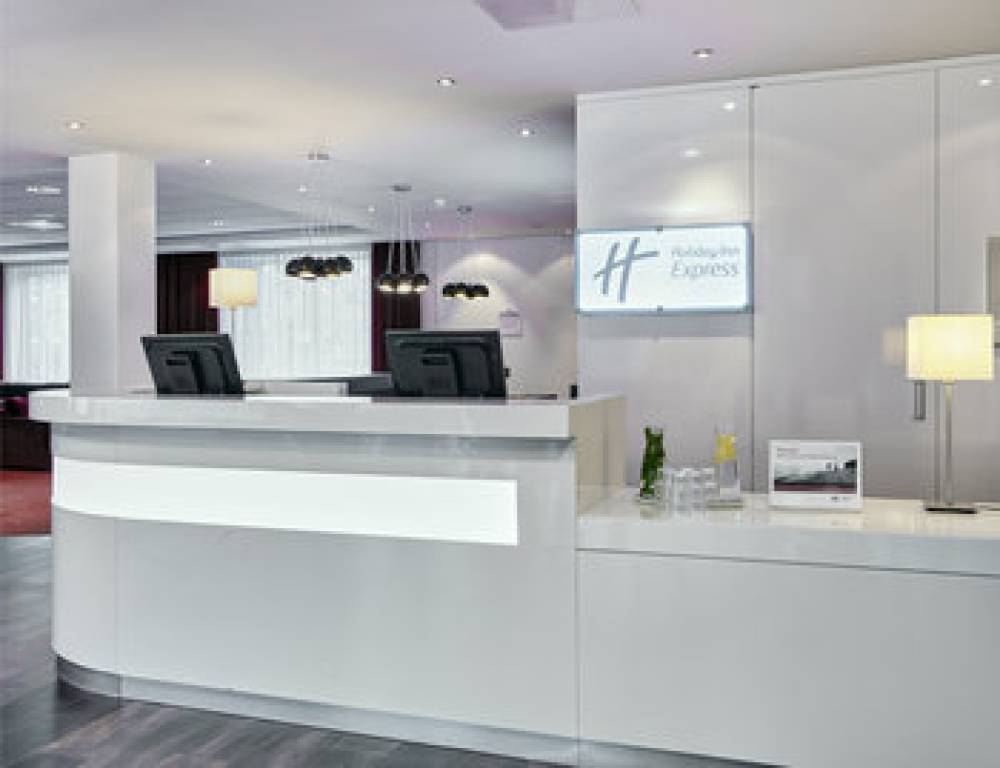 Holiday Inn Express AMSTERDAM - SCHIPHOL 4