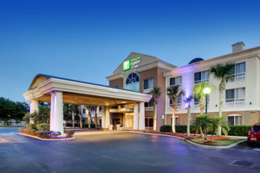 HOLIDAY INN EXPRESS AND SUITES JACK 1