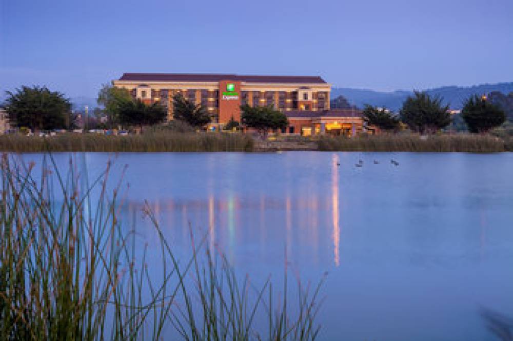 Holiday Inn Express AT MONTEREY BAY 1