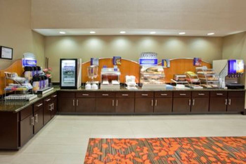 Holiday Inn Express AUGUSTA NORTH - GA 7