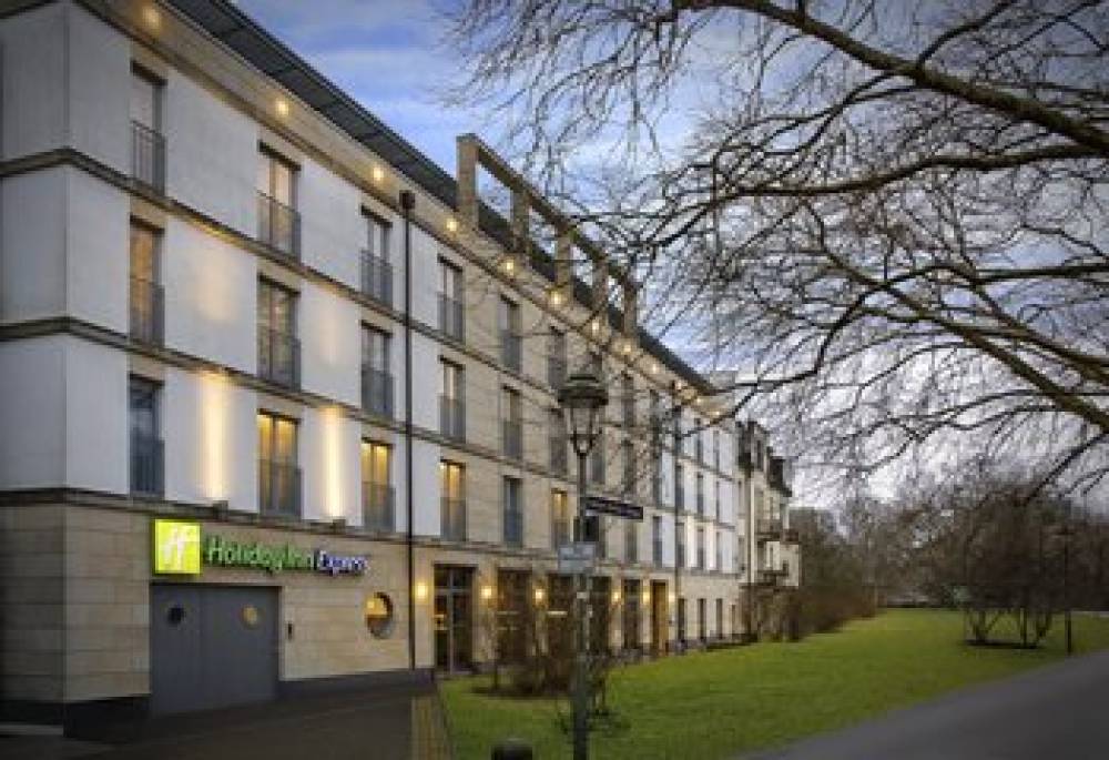 Holiday Inn Express BADEN - BADEN 1