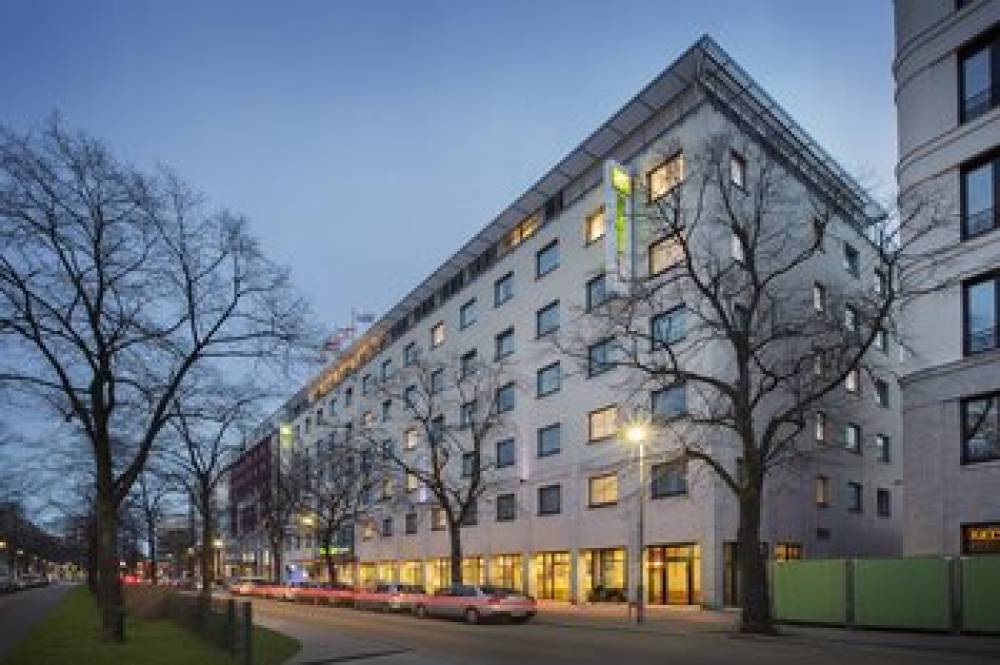 Holiday Inn Express BERLIN CITY CENTRE 1