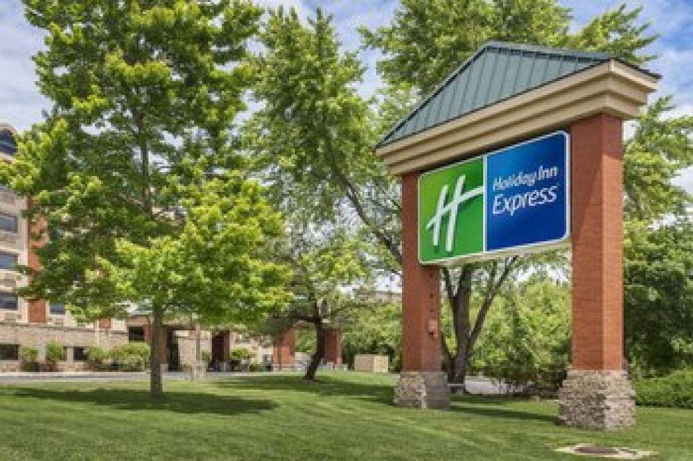 Holiday Inn Express Branson Green Mountain Drive