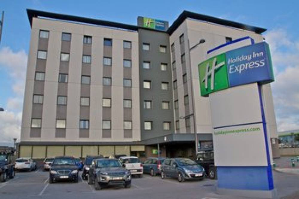 Holiday Inn Express CAMPO DE GIBRALTAR - BARRIOS 8