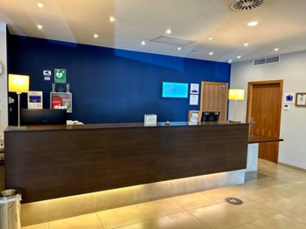 Holiday Inn Express CAMPO DE GIBRALTAR - BARRIOS 1