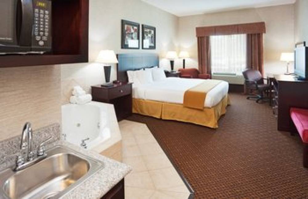 Holiday Inn Express CARROLLTON 2