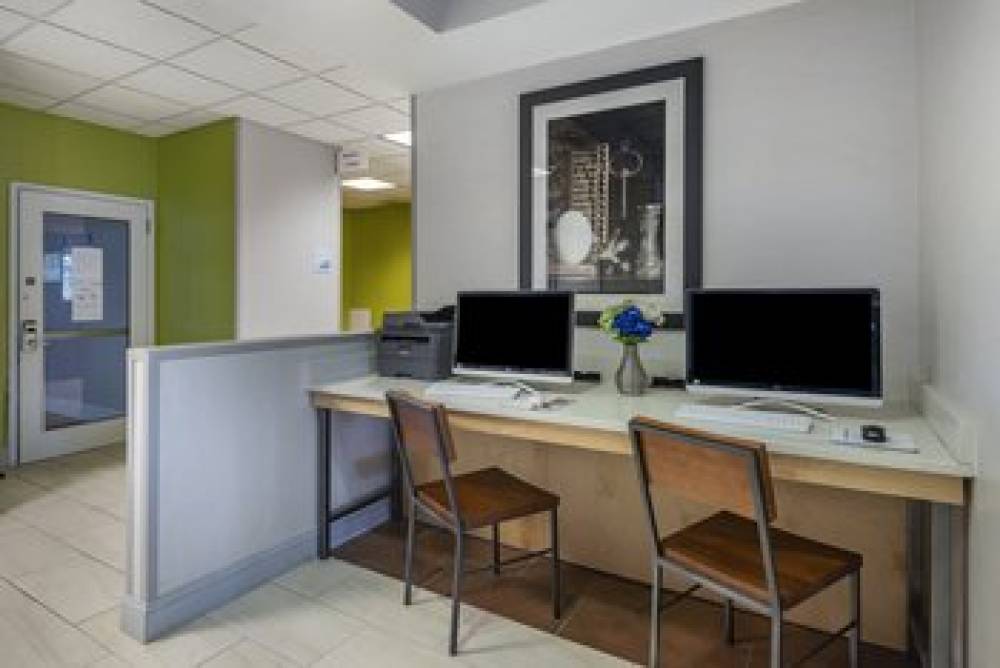 Holiday Inn Express CHARLOTTE WEST - GASTONIA 8