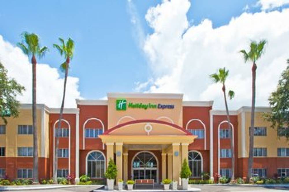 Holiday Inn Express CLEARWATER EAST - ICOT CENTER 7