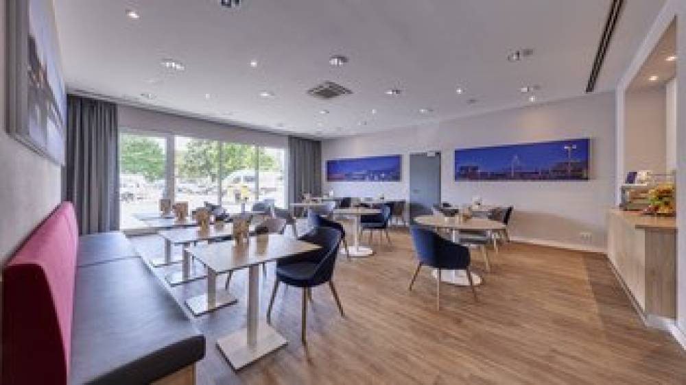 Holiday Inn Express COLOGNE - MUELHEIM 9