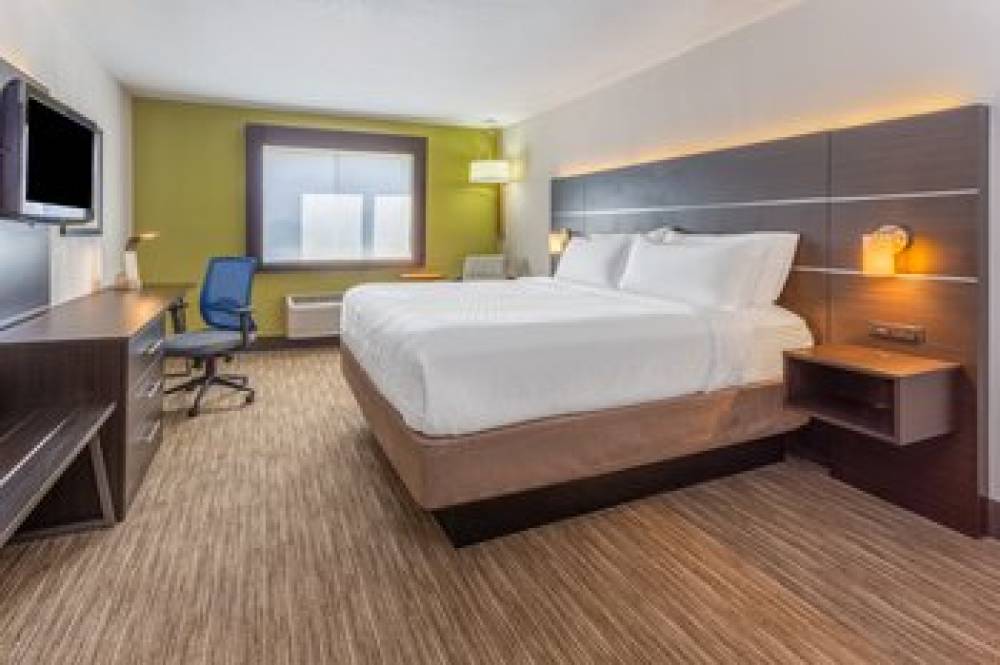 Holiday Inn Express COLUMBUS - OHIO EXPO CENTER 6