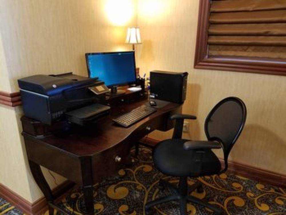 Holiday Inn Express DEFOREST (MADISON AREA) 3