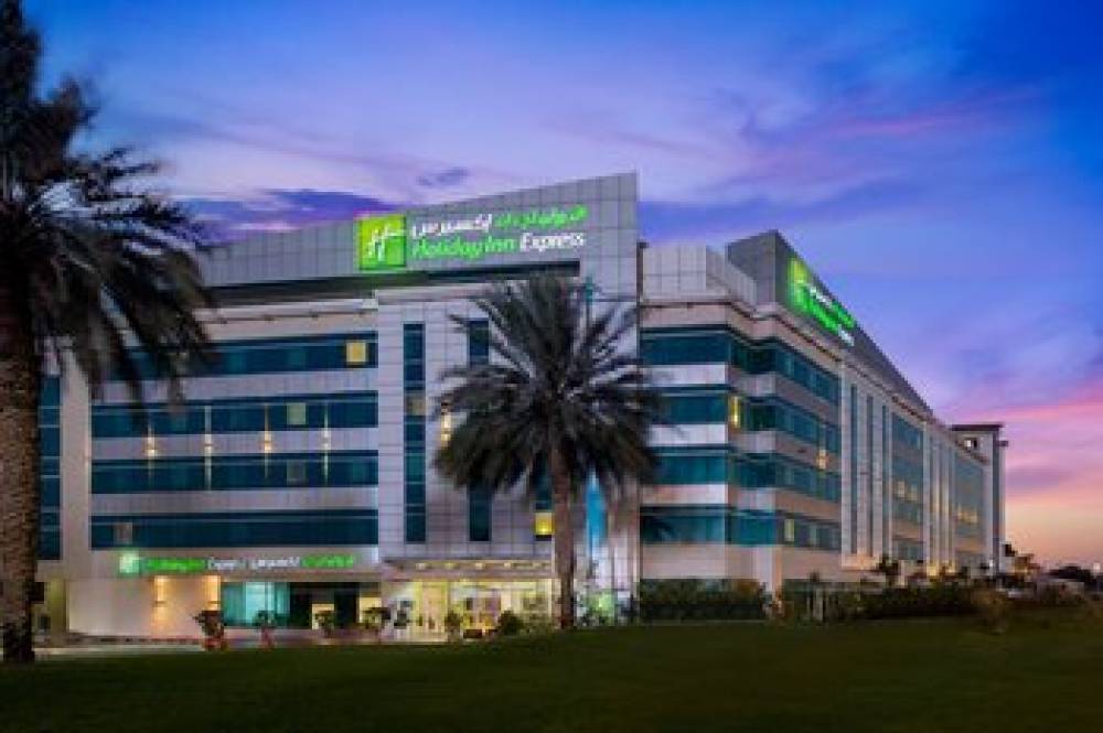 Holiday Inn Express DUBAI AIRPORT 9