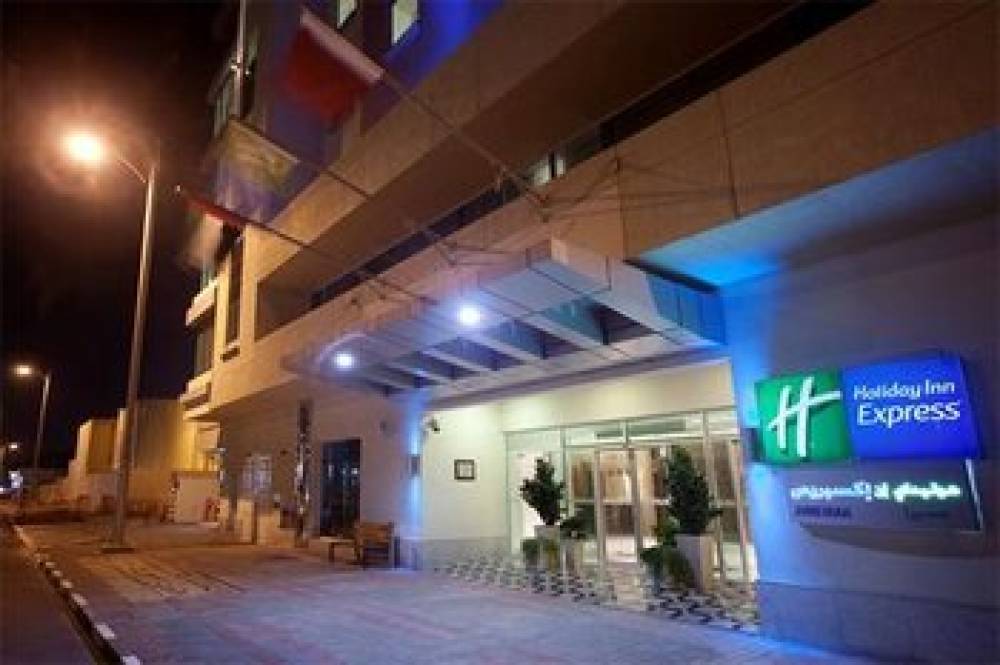 Holiday Inn Express DUBAI - JUMEIRAH   5