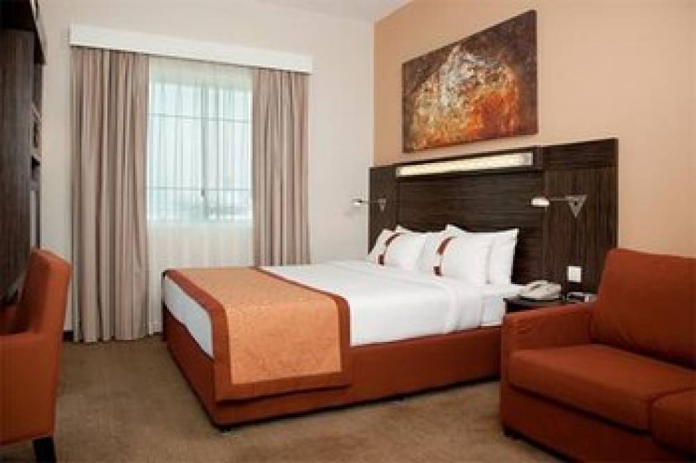 Holiday Inn Express DUBAI - JUMEIRAH   6