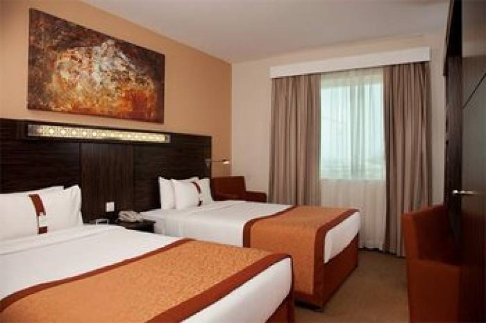 Holiday Inn Express DUBAI - JUMEIRAH   7