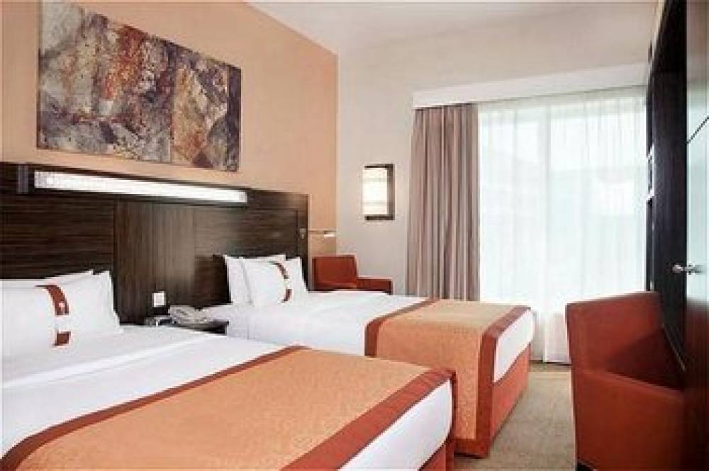 Holiday Inn Express DUBAI - SAFA PARK 9