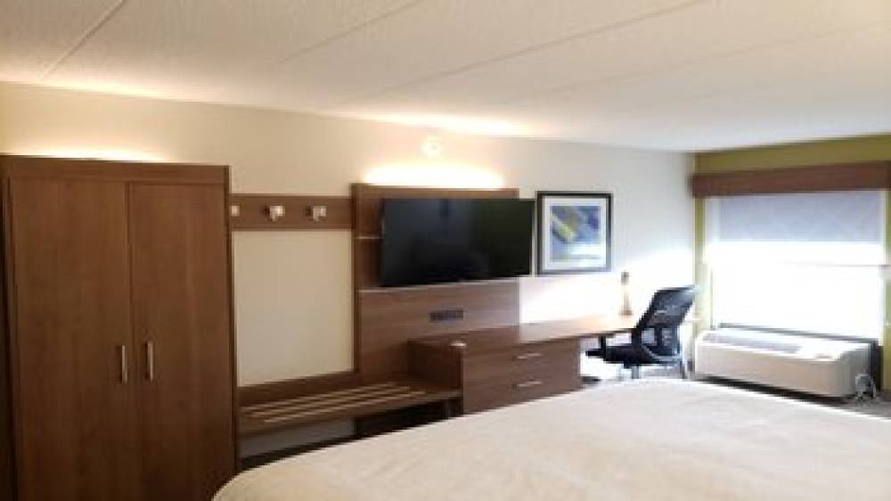 Holiday Inn Express EDGEWOOD-ABERDEEN-BEL AIR 6