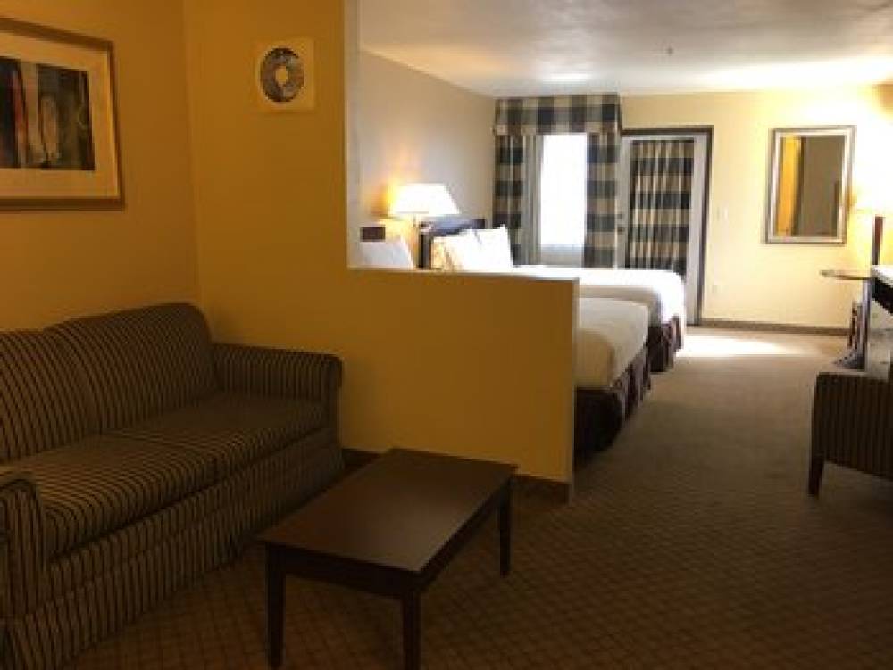 Holiday Inn Express FALLON 3