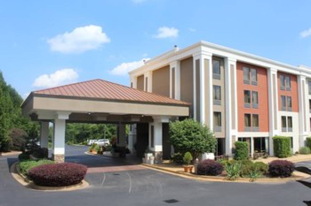 Holiday Inn Express FORSYTH 1