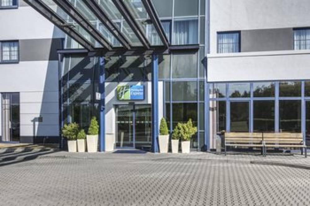 Holiday Inn Express FRANKFURT AIRPORT 3