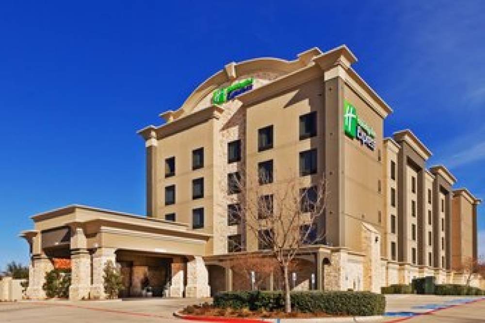 Holiday Inn Express FRISCO LEGACY PARK AREA 1