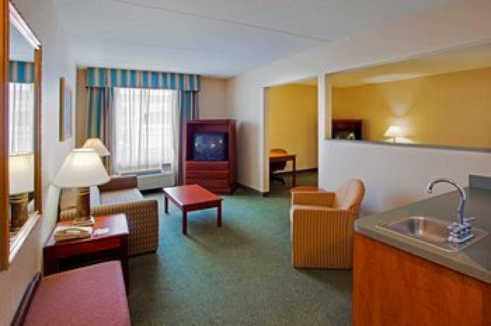 Holiday Inn Express HANOVER 5