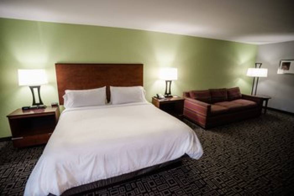 Holiday Inn Express HICKORY-HICKORY MART 7