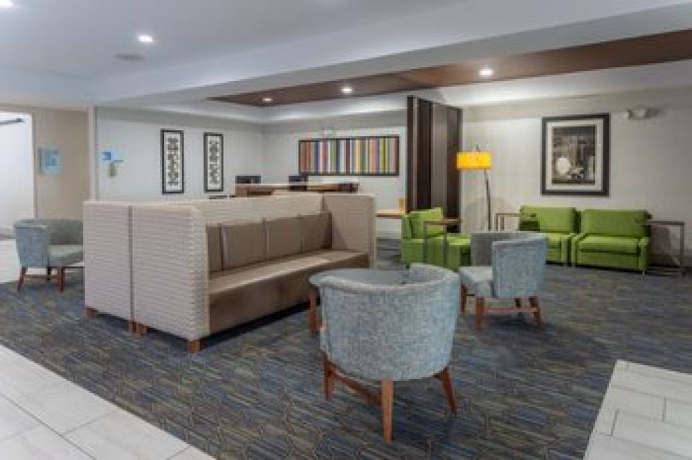 Holiday Inn Express INDIANAPOLIS - SOUTHEAST 7