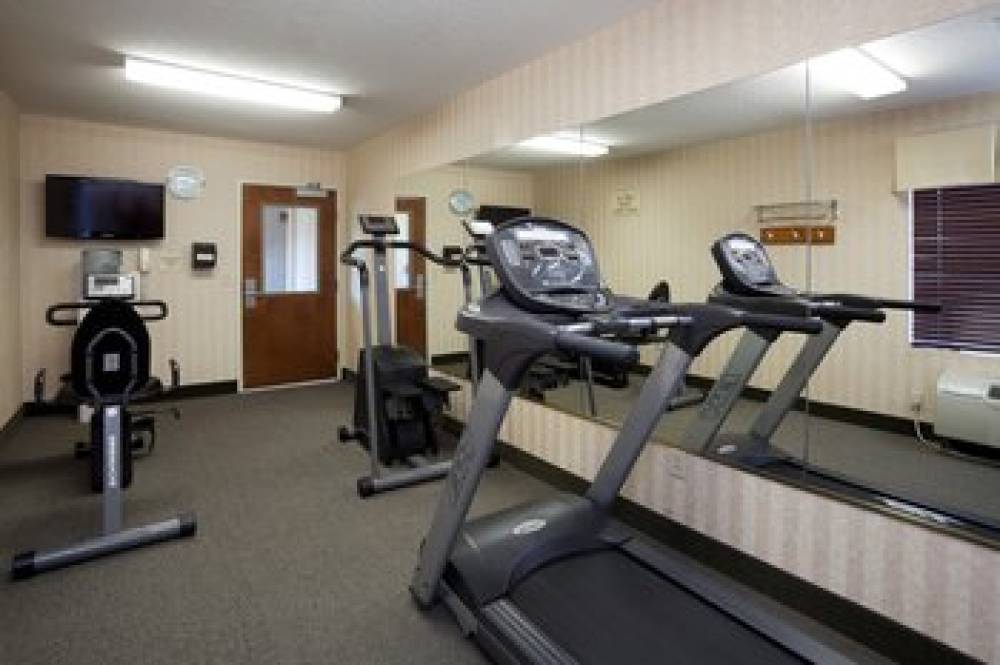 Holiday Inn Express KERNERSVILLE 10