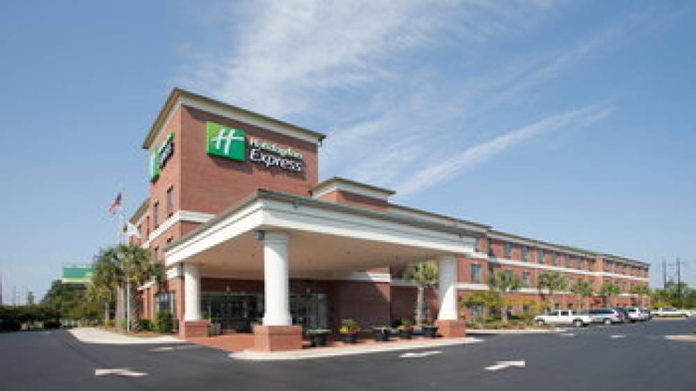 Holiday Inn Express LELAND - WILMINGTON AREA 1